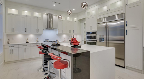 Modern Kitchen In New Westminster